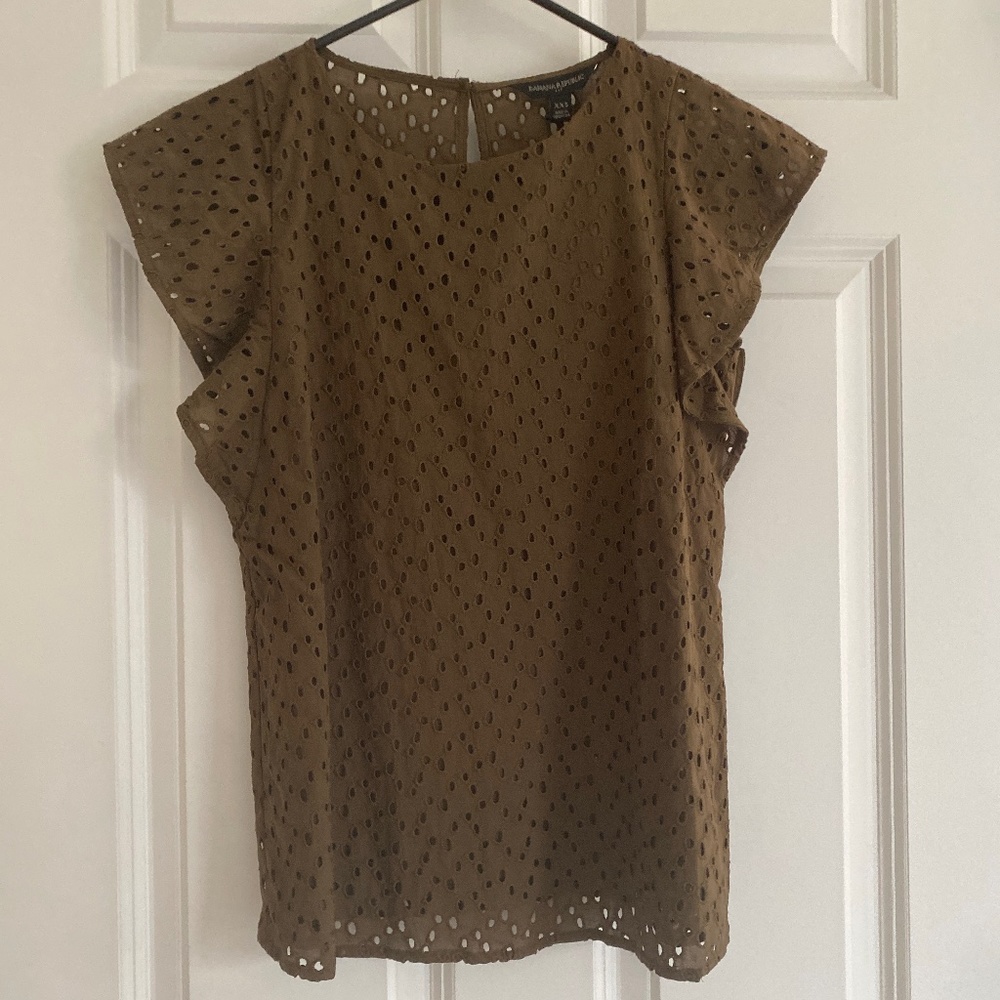XXS Banana Republic eyelet olive flutter top